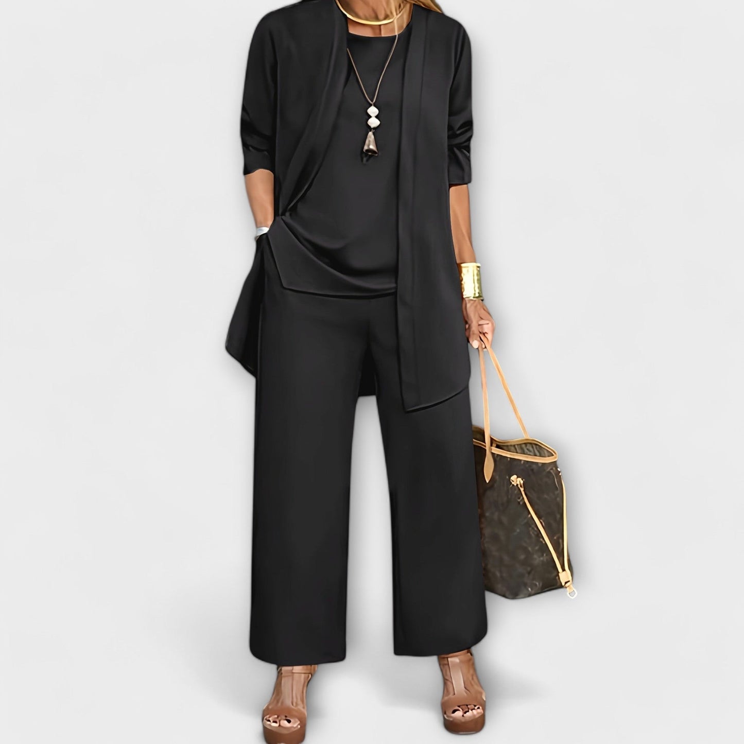 Lora - Casual Three-Piece Outfit
